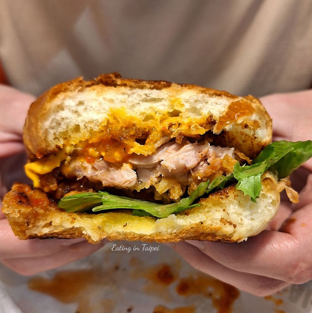 Big Als spicy maple syrup fried chicken burger 2