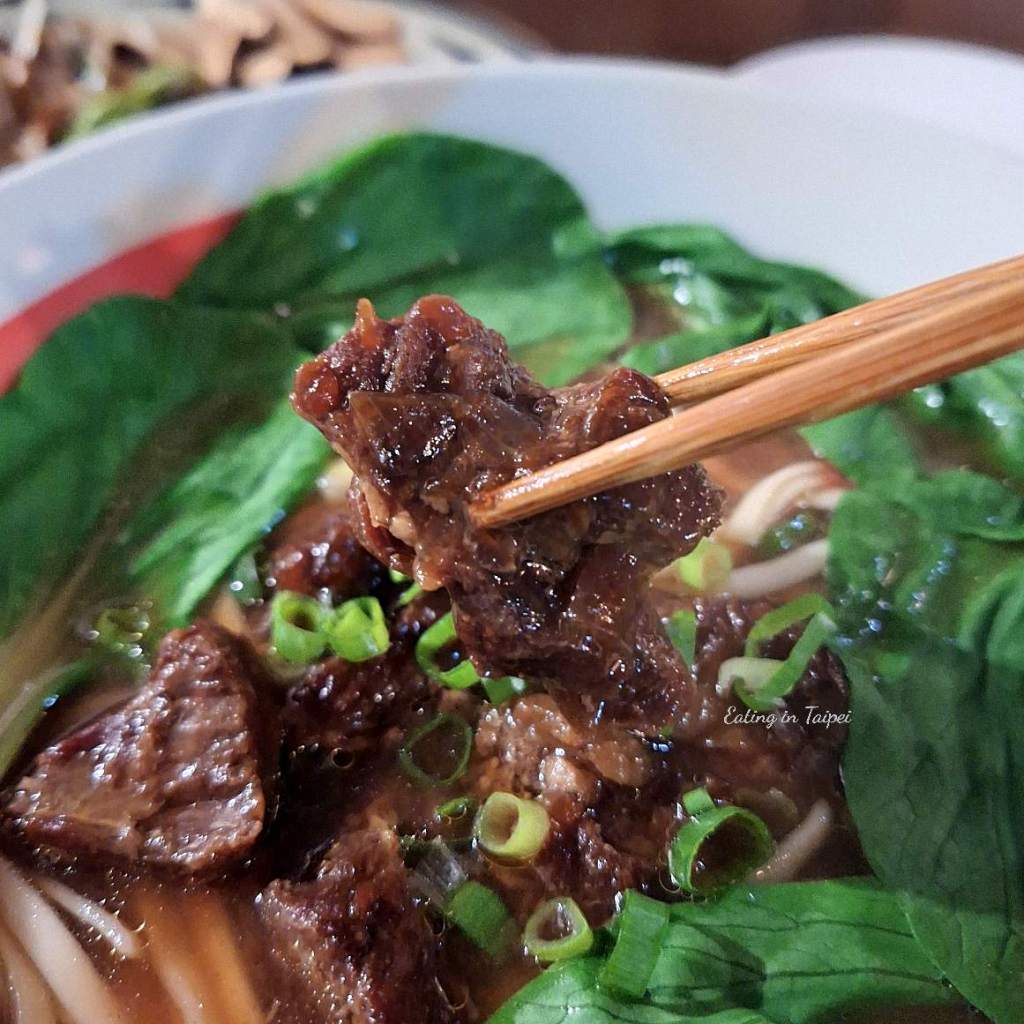 Shiyu tomato beef noodles beef
