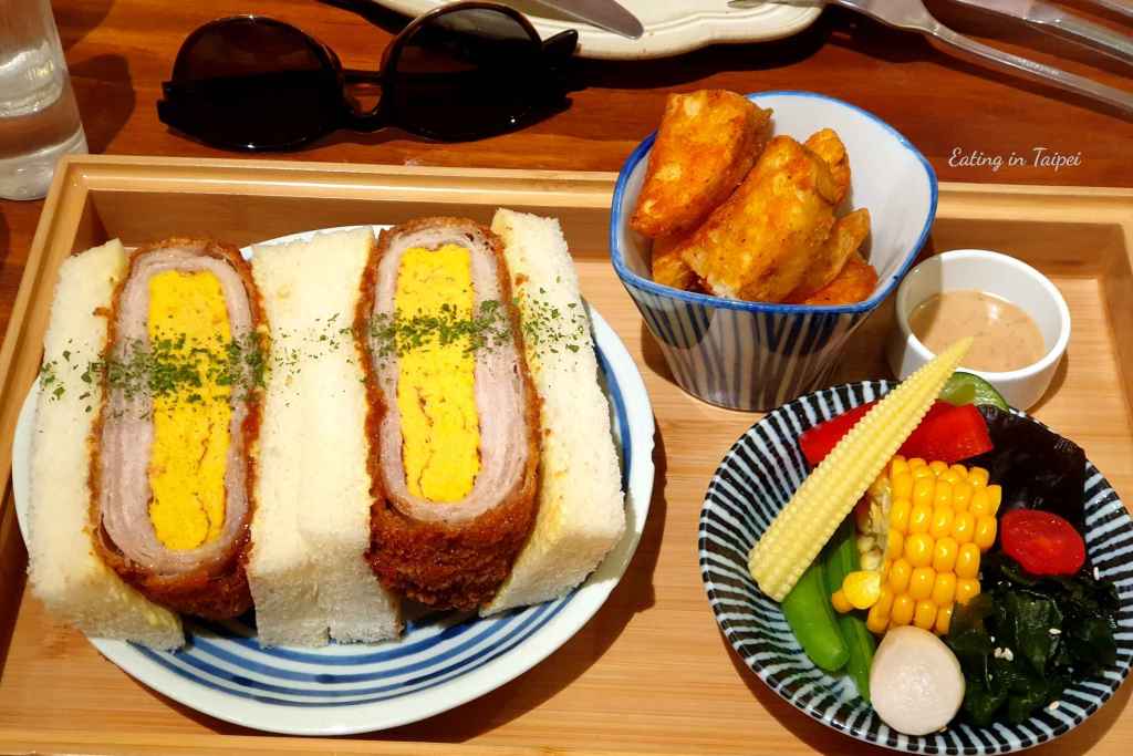 tomo half taichung brunch sandwich